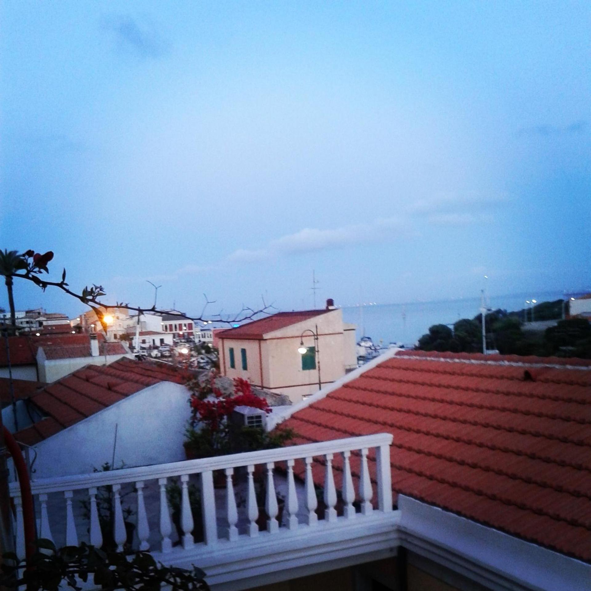 B&B Guest House Il Porto Vecchio Stintino Luaran gambar