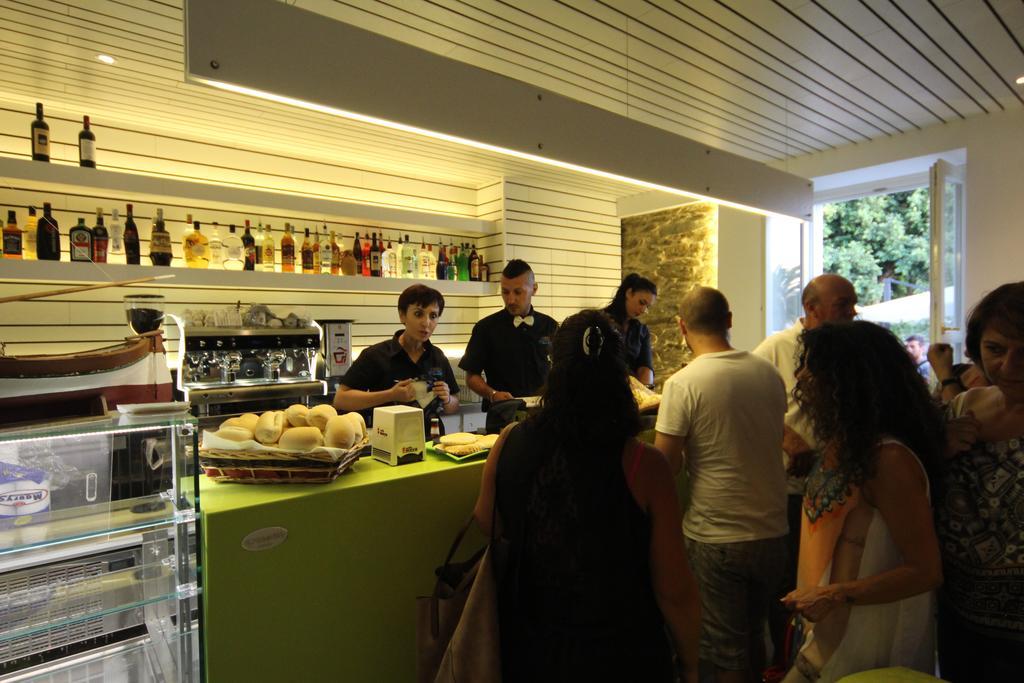 B&B Guest House Il Porto Vecchio Stintino Luaran gambar