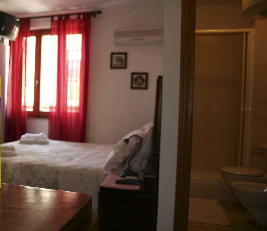 B&B Guest House Il Porto Vecchio Stintino Bilik gambar